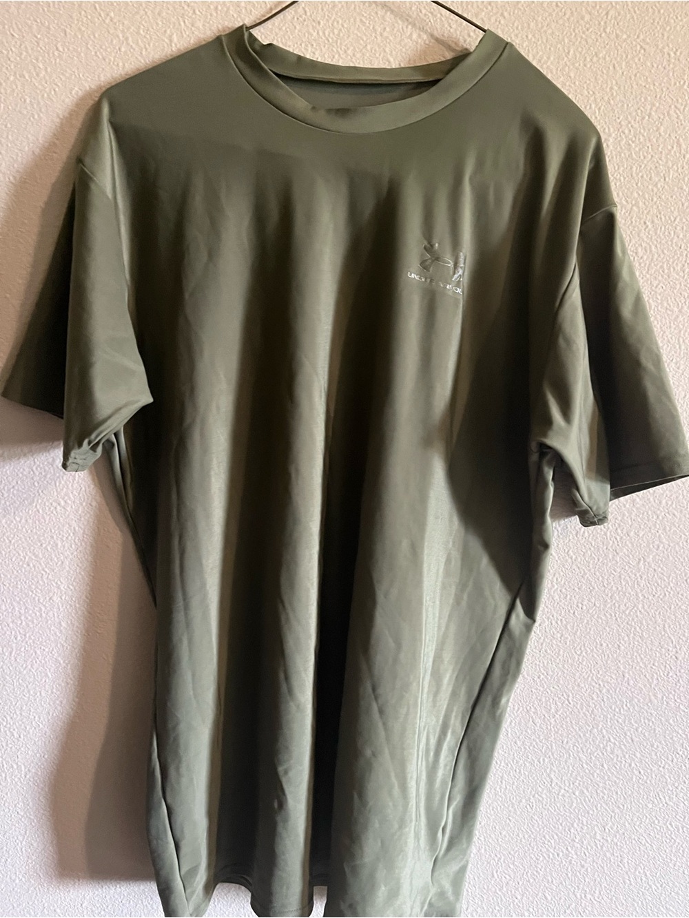 Under Armour Men's Olive Green Performance Short Sleeve Tee